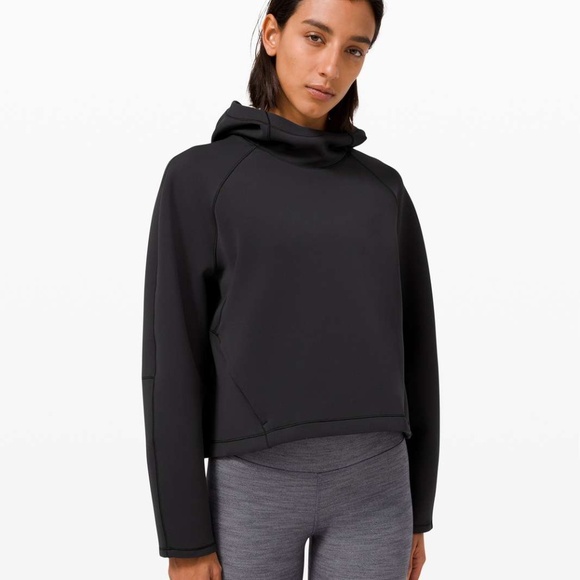 lululemon athletica Tops - Lululemon Black Airwrap Pullover Hoodie Luxtreme - Sz 10